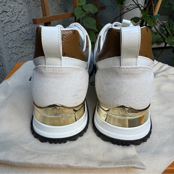 Louis Vuitton Run Away Sneakers - Picture 8 of 13